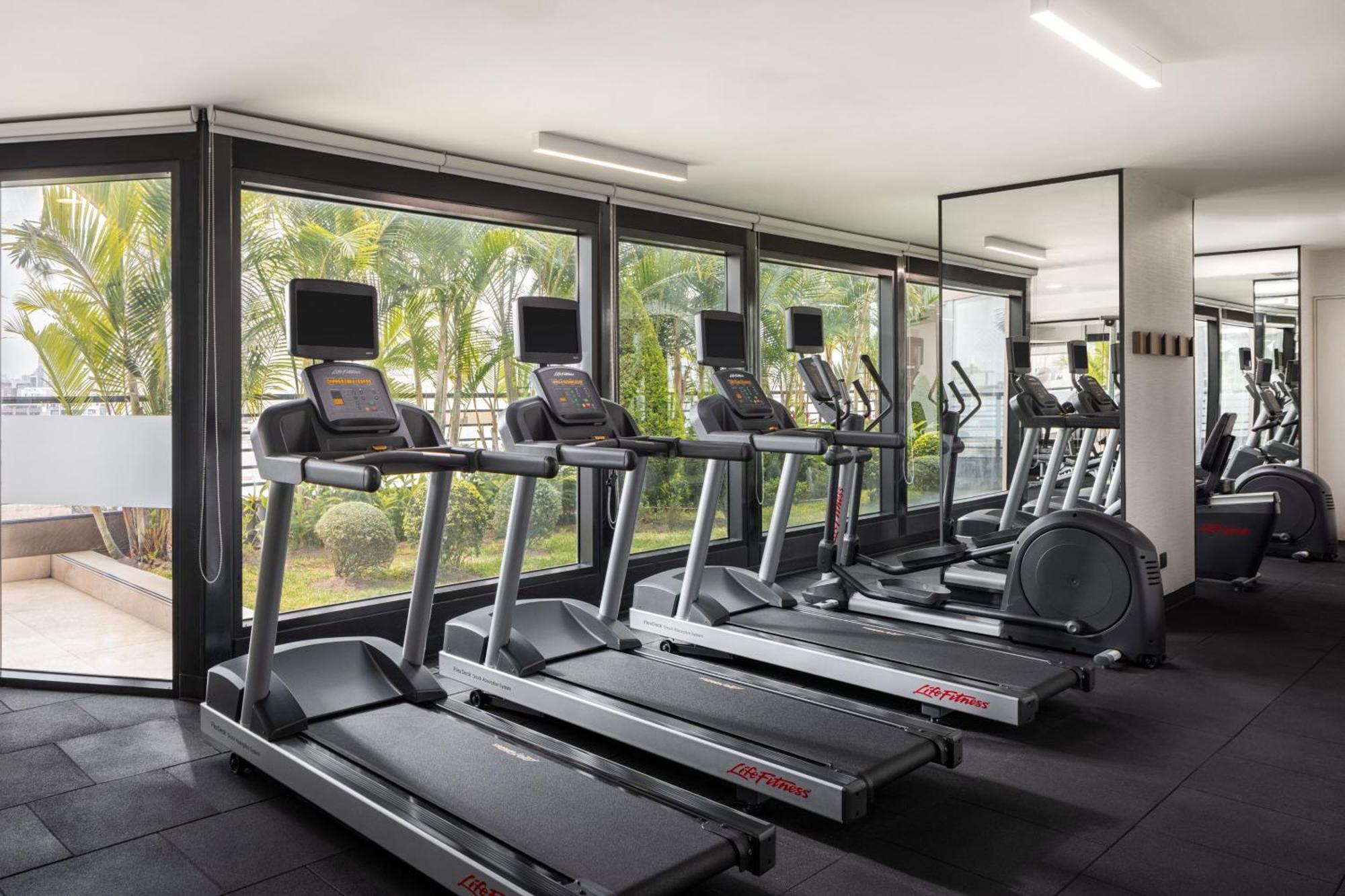 Fairfield By Marriott Miraflores Hotel