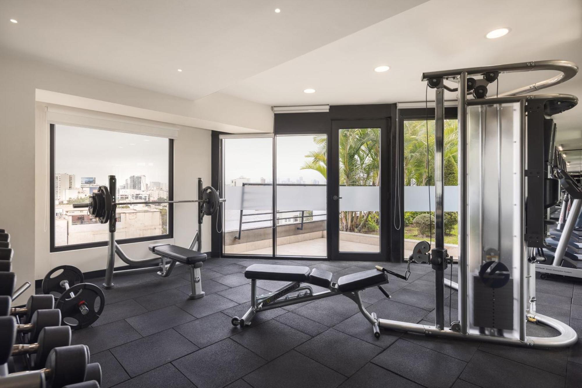 Hotel Fairfield By Marriott Miraflores 3*