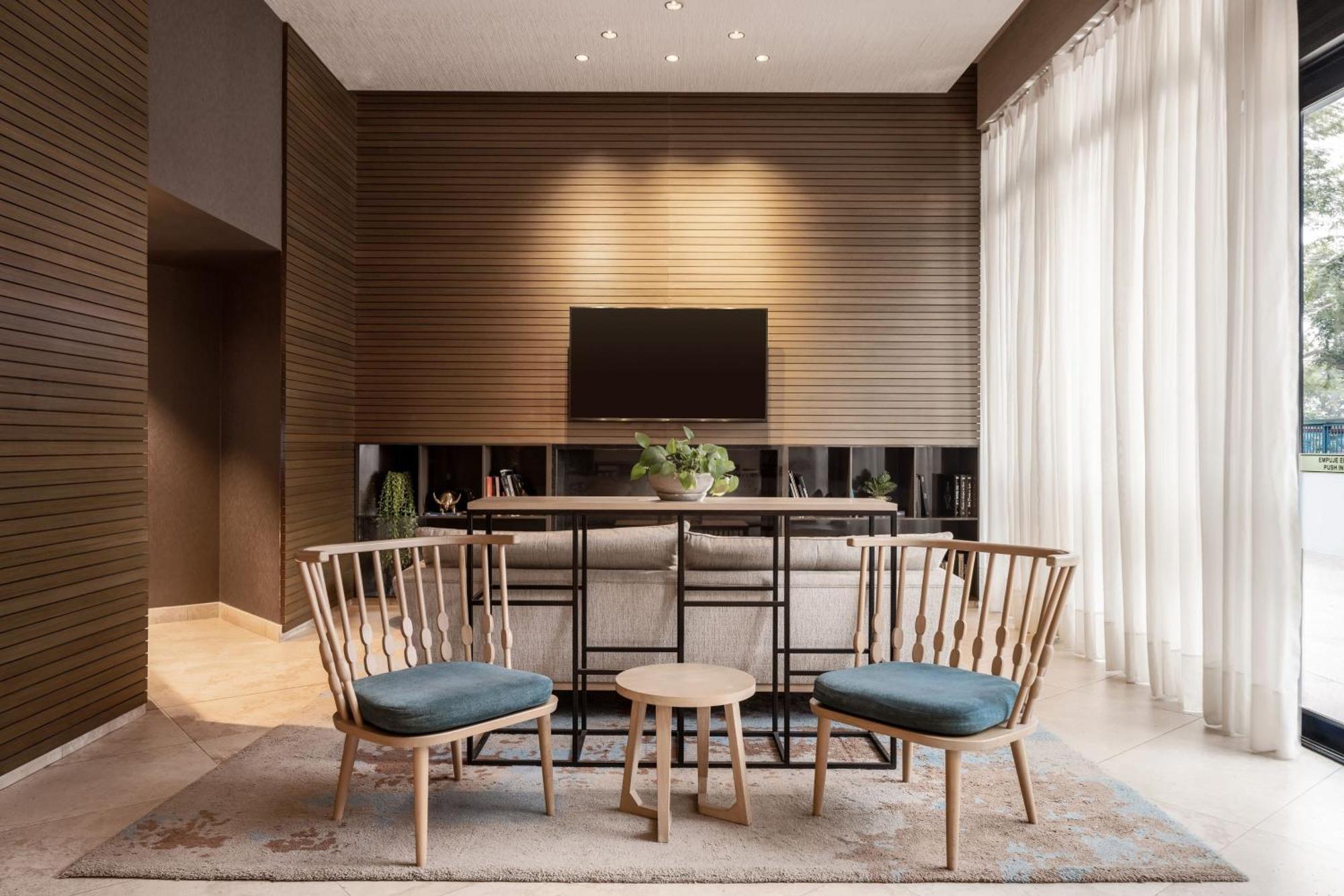 Hotel Fairfield By Marriott Miraflores