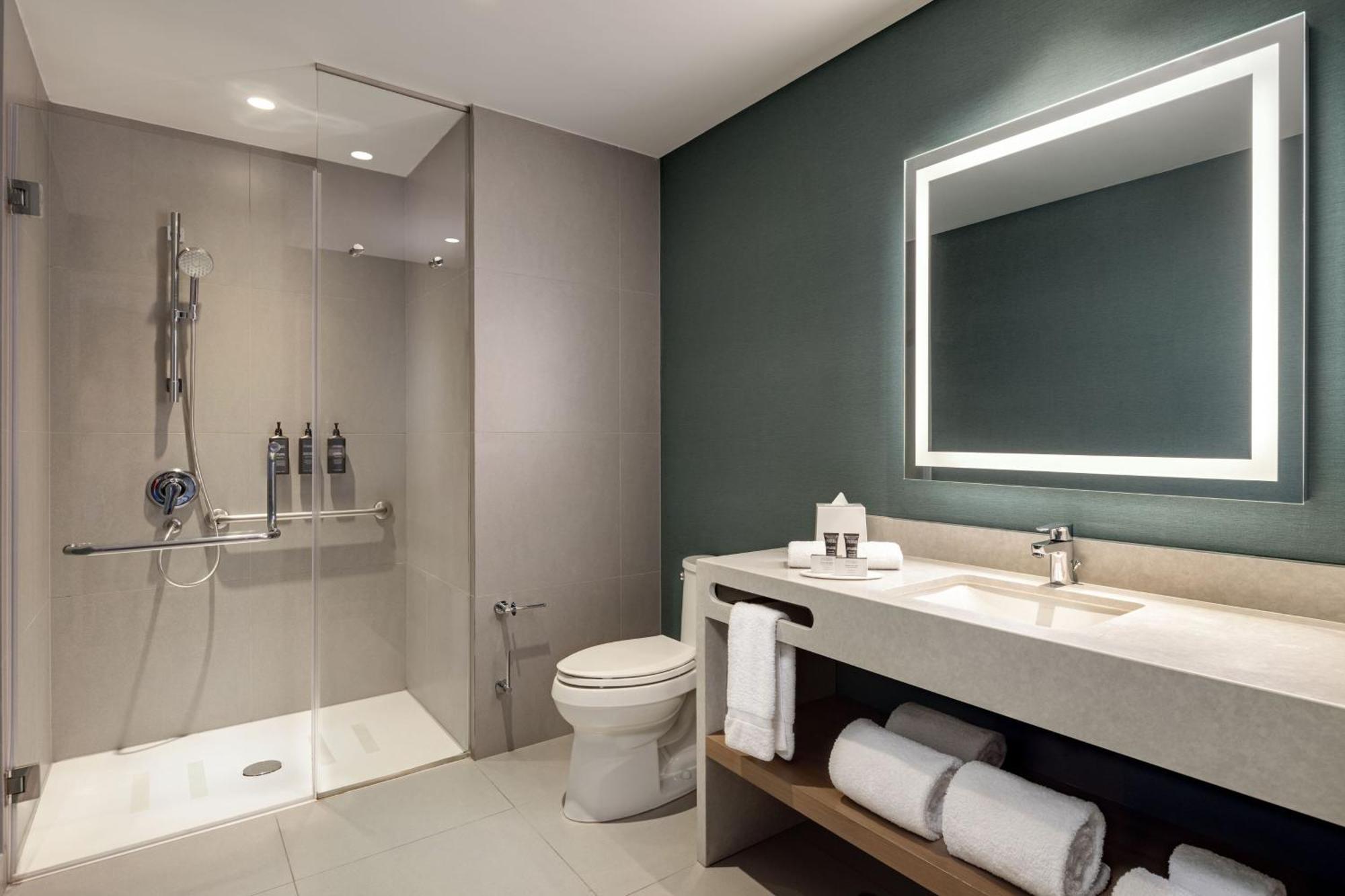 Fairfield By Marriott Miraflores Hotel 3*