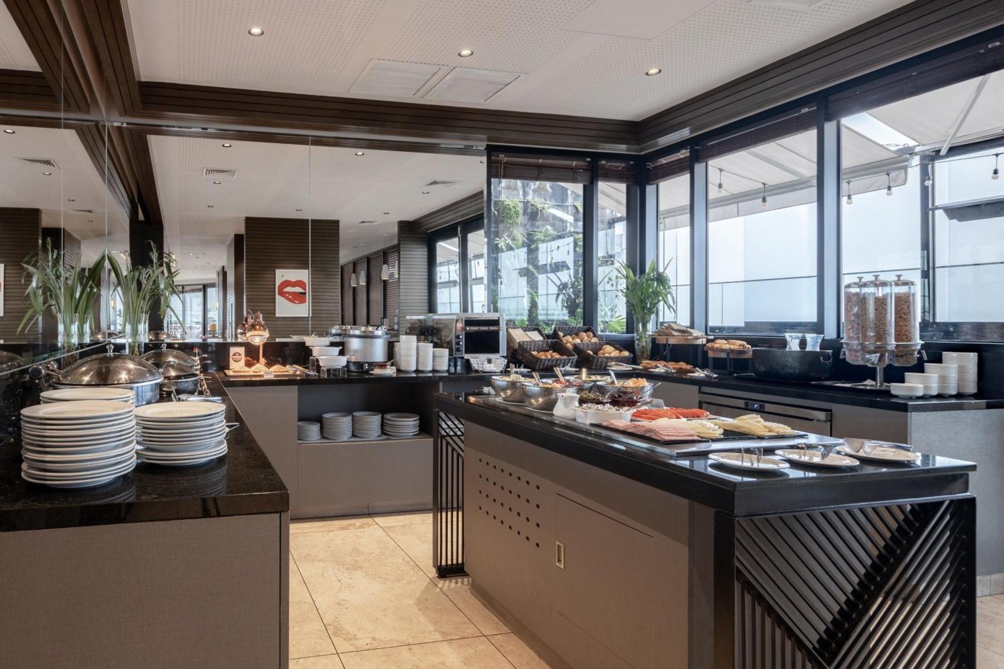 Hotel Fairfield By Marriott Miraflores 3*