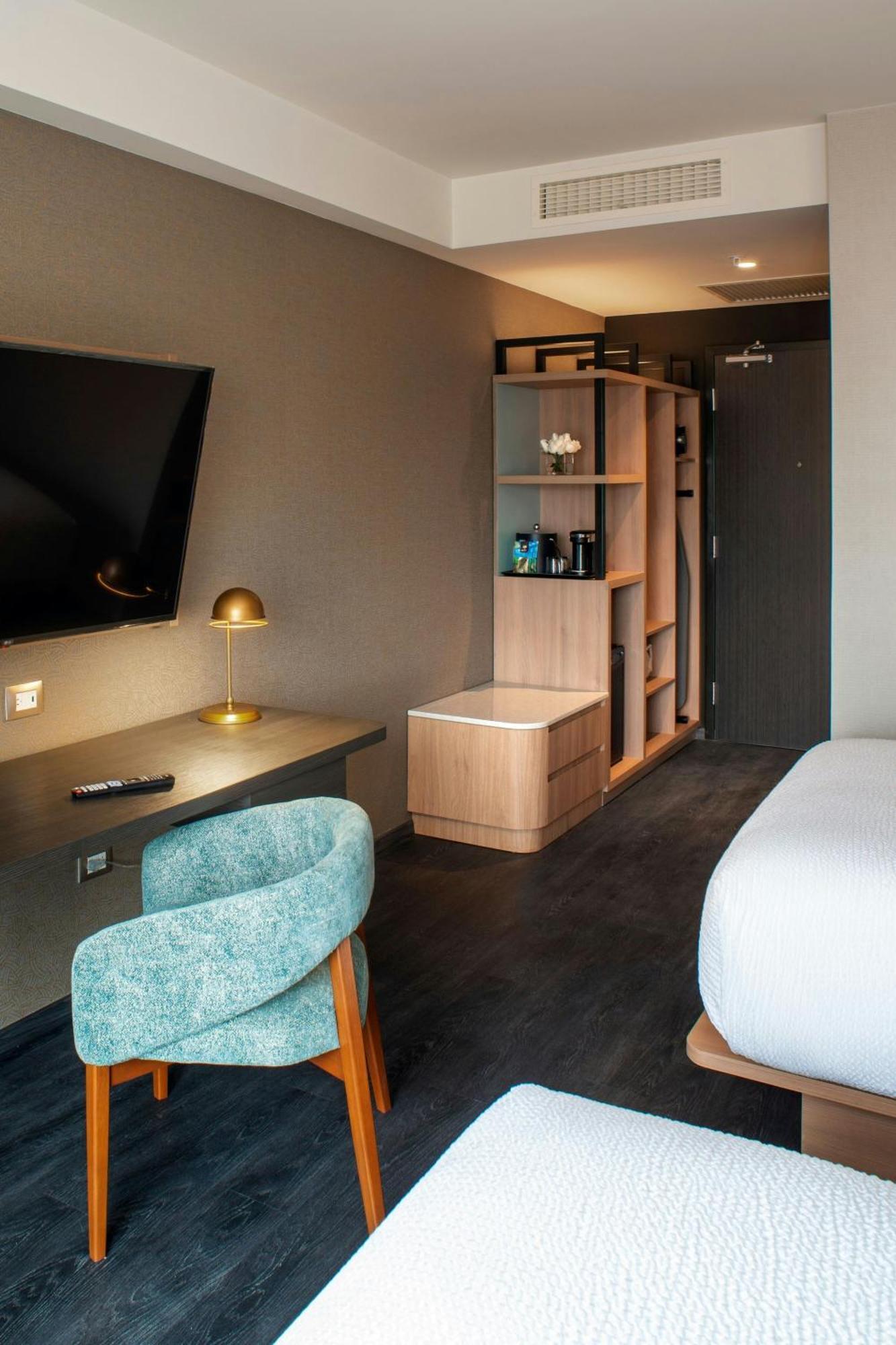 Fairfield By Marriott Miraflores Hotel